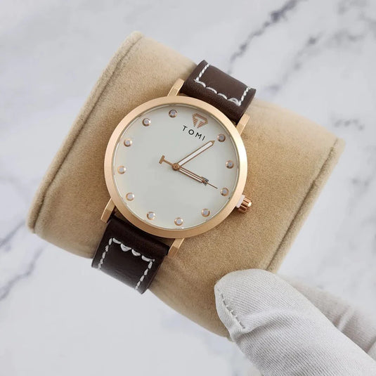 T-074 Luxury Watch Date Quartz Golden-Brown